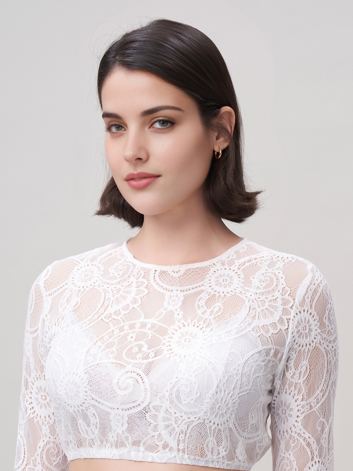 Modernes Dirndl Rosa mit figurbetonter Silhouette