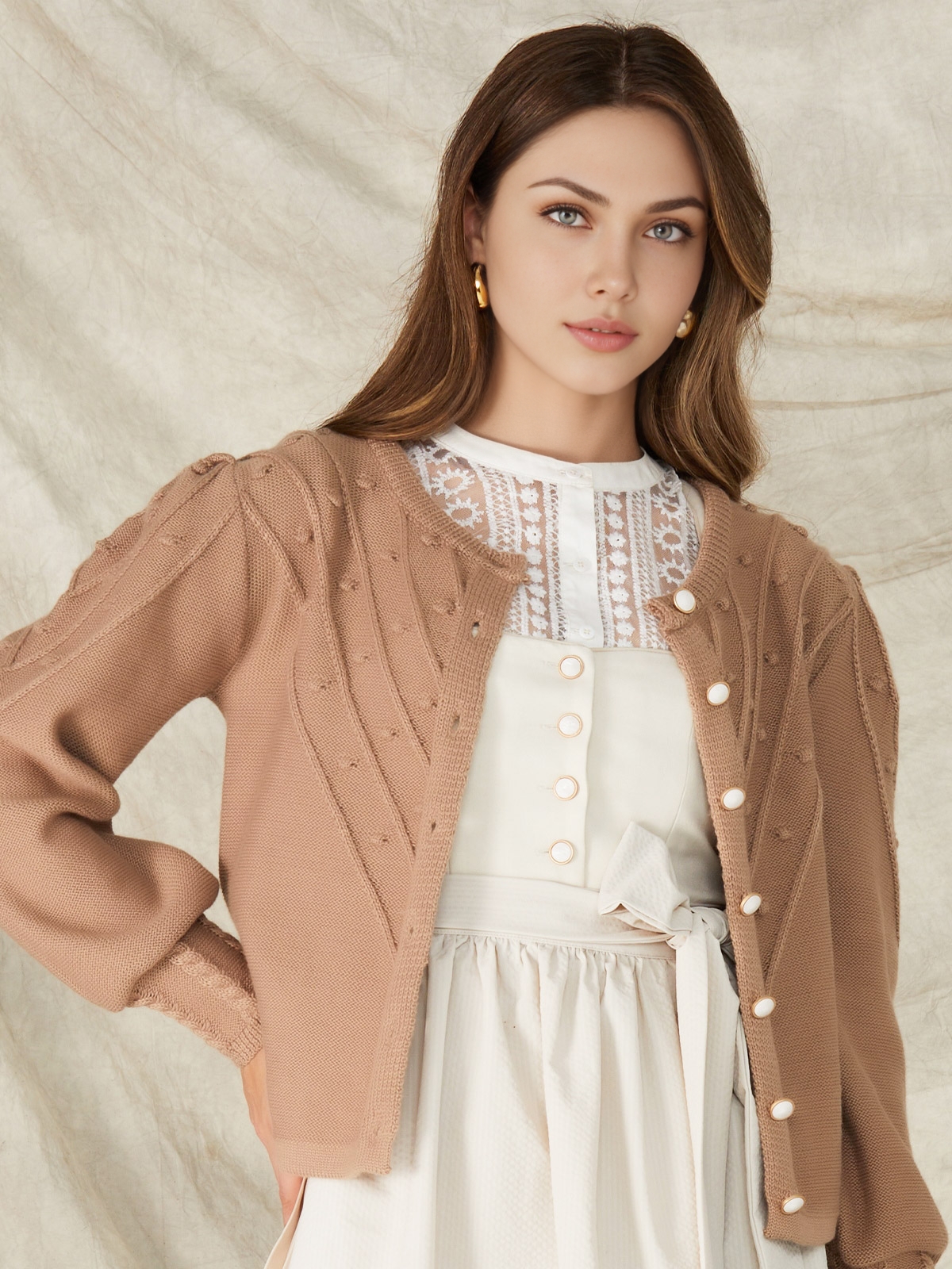 Dirndl Nicole in Braun