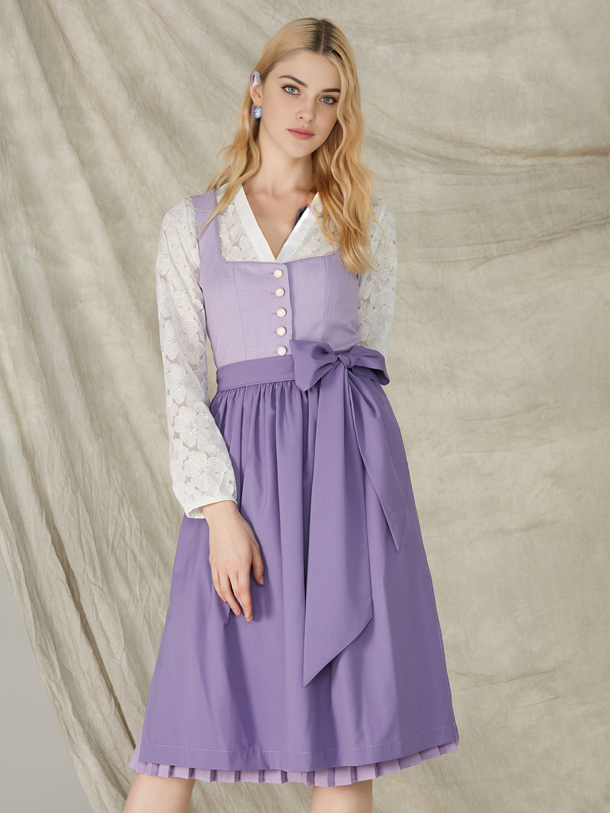 Dirndl Bluse Lang in Lila