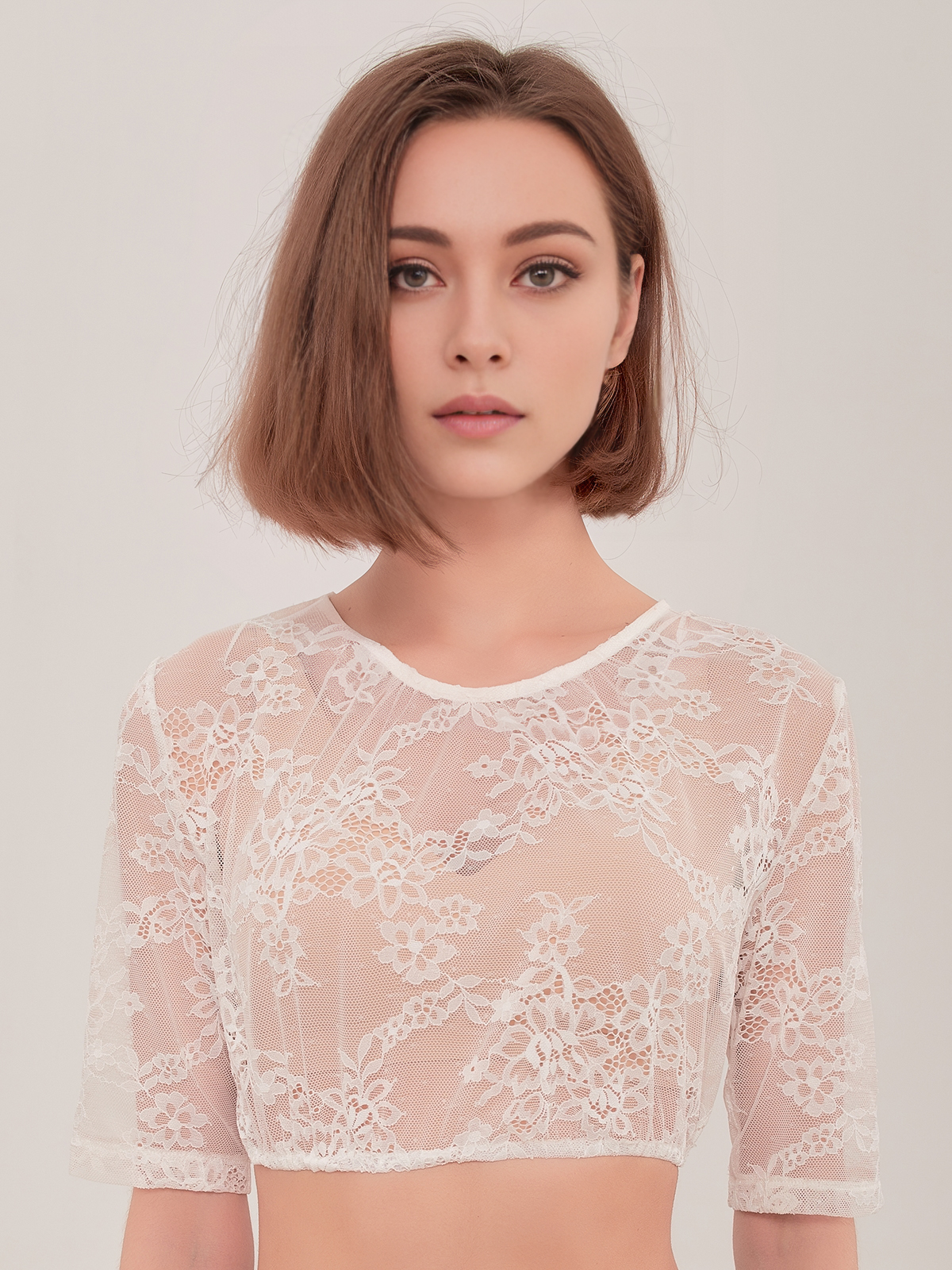 Dirndl mit weißer Bluse