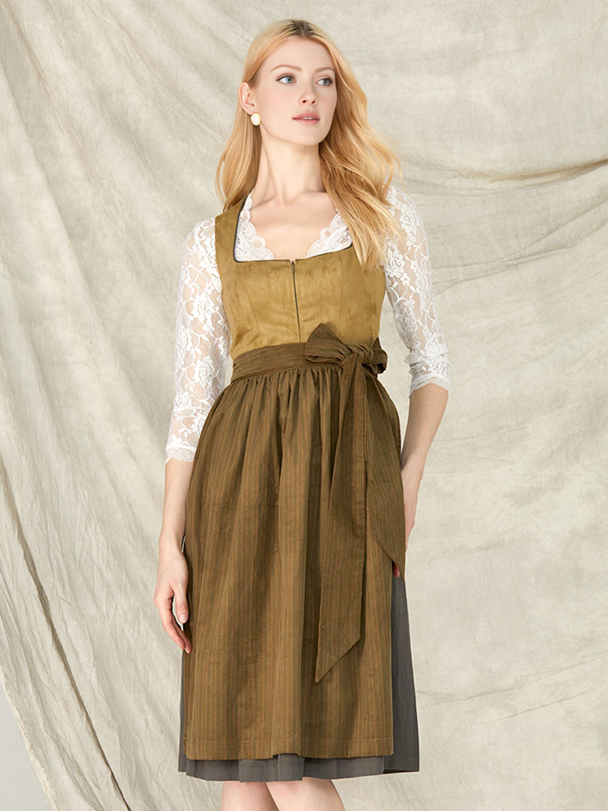 Dirndl in Grün