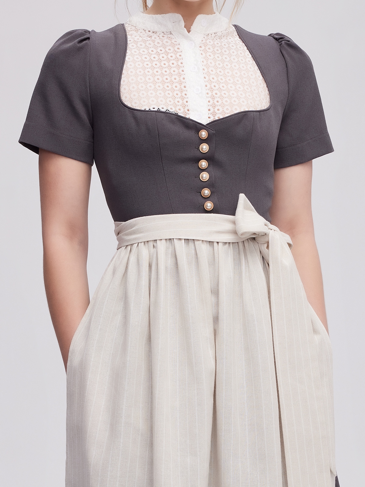 Dirndl Samt Günstig in Grau